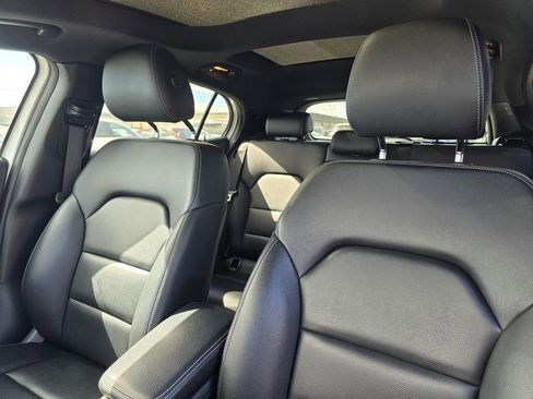 Used 2019 Mercedes-Benz GLA 250 4MATIC image 22