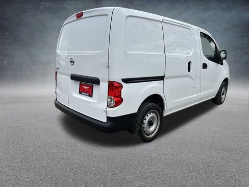 Used 2020 Nissan NV200 S image 5