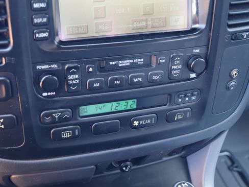 Used 2001 Toyota Land Cruiser AWD/4WD image 23