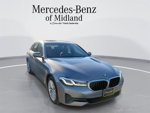 Used 2023 BMW 530i image 1