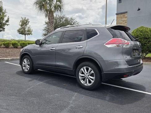 Used 2015 Nissan Rogue SV FWD image 4