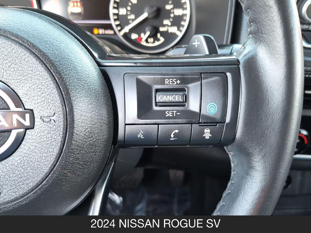Certified 2024 Nissan Rogue SV w/ SV Premium Package FWD image 19