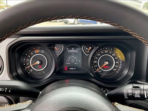 Used 2024 Jeep Wrangler Unlimited Sport AWD/4WD image 12