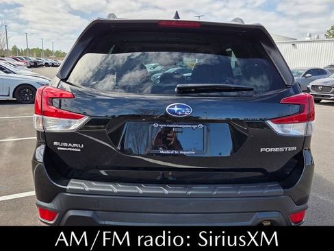 Used 2019 Subaru Forester Premium image 11