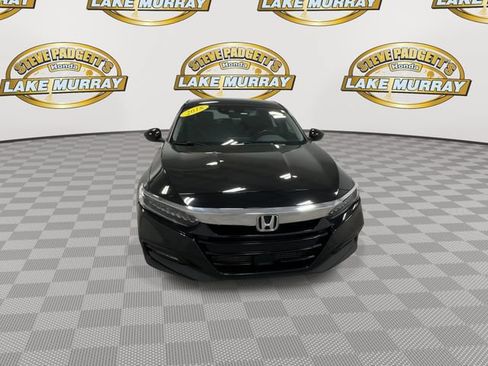 Used 2018 Honda Accord Touring image 6