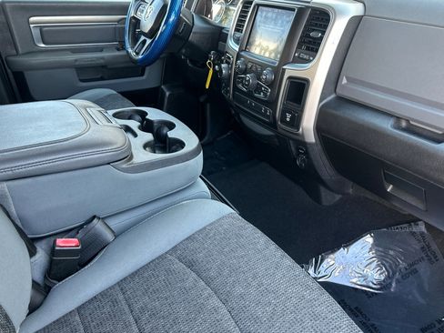 Used 2019 RAM 1500 Big Horn AWD/4WD image 18