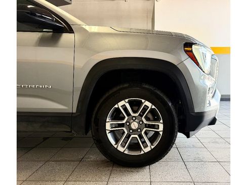 Used 2025 GMC Terrain Elevation FWD image 5