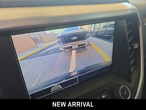 Certified 2023 GMC Acadia SLE w/ Elevation Edition image 5