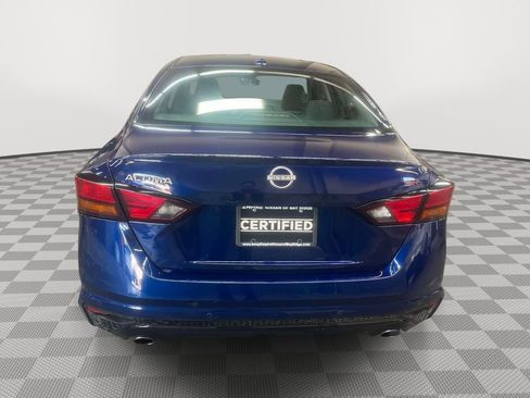 Used 2024 Nissan Altima 2.5 SR FWD image 4