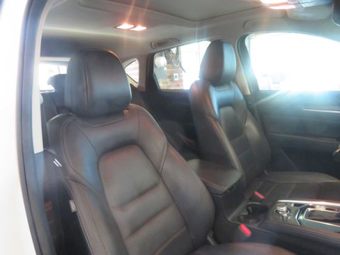 Used 2022 MAZDA CX-5 AWD 2.5 S w/ Premium Package image 28