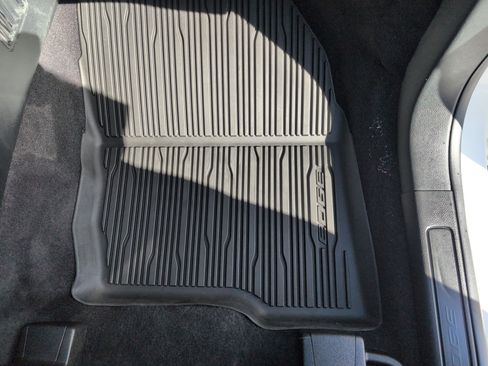 Used 2023 Ford Edge SEL w/ Convenience Package image 12