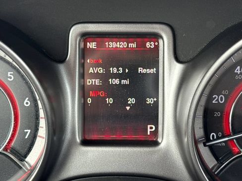 Used 2015 Dodge Journey Crossroad w/ Flexible Seating Group FWD image 24