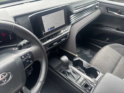 Used 2025 Toyota Camry LE w/ Convenience Package AWD/4WD image 20