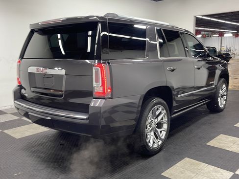 Used 2015 GMC Yukon Denali w/ Premium Package AWD/4WD image 19