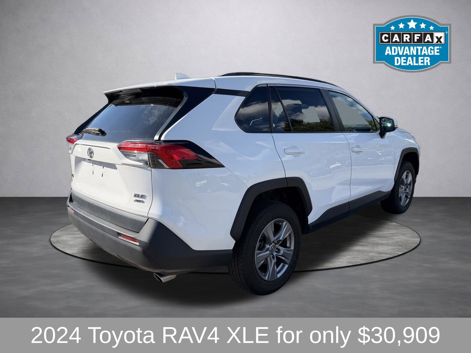 Used 2024 Toyota RAV4 XLE w/ Weather Package AWD/4WD image 3