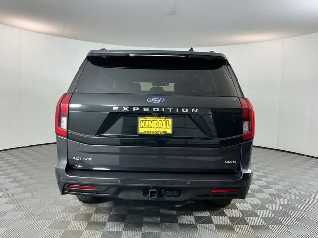 Used 2025 Ford Expedition Max Active AWD/4WD image 5