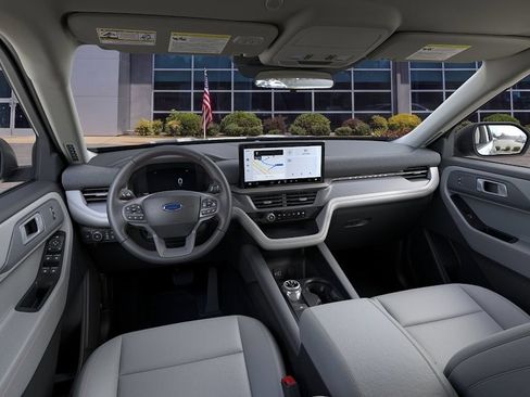 New 2026 Ford Explorer Active w/ Active Comfort Package RWD image 10