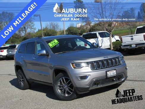 Used 2018 Jeep Grand Cherokee Limited w/ Luxury Group II image 1