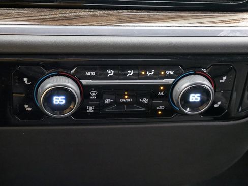 Used 2023 Chevrolet Silverado 1500 LT w/ Protection Package image 27