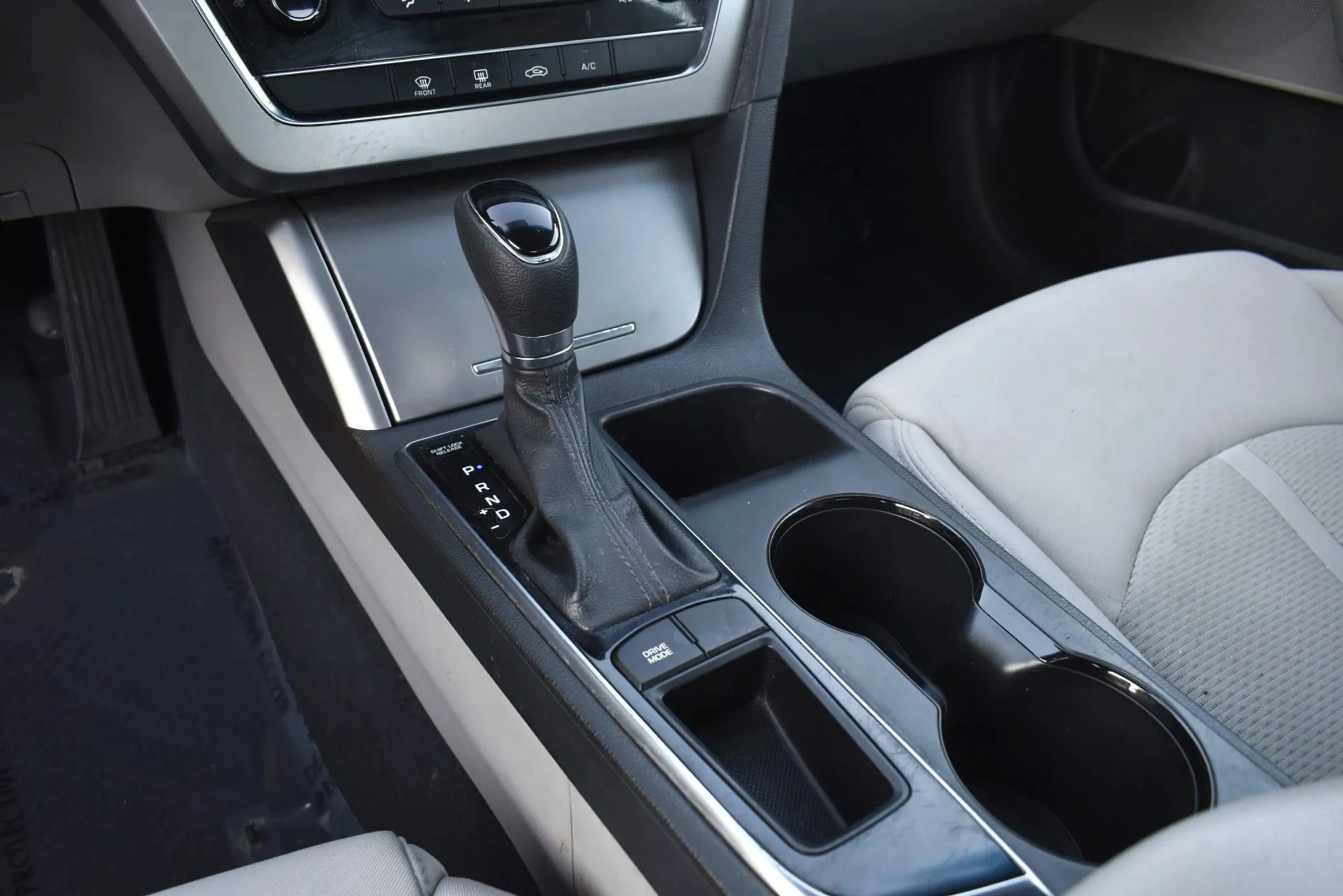 Used 2015 Hyundai Sonata SE FWD image 23
