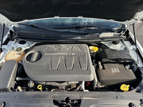 Used 2016 Chrysler 200 Limited w/ Anniversary Edition image 26