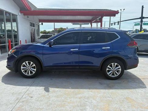 Used 2018 Nissan Rogue S w/ S Value Package FWD image 3