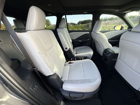 New 2026 Lexus TX 350 AWD image 17