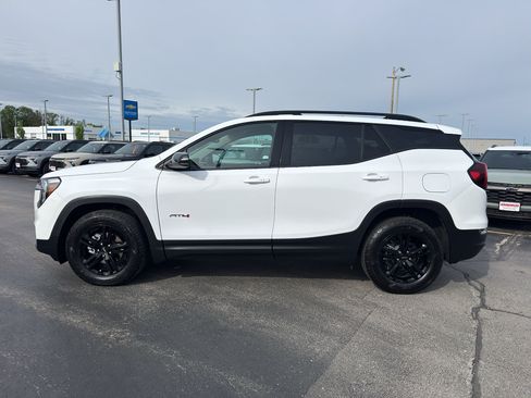 Certified 2023 GMC Terrain AT4 w/ Infotainment Package II AWD/4WD image 6
