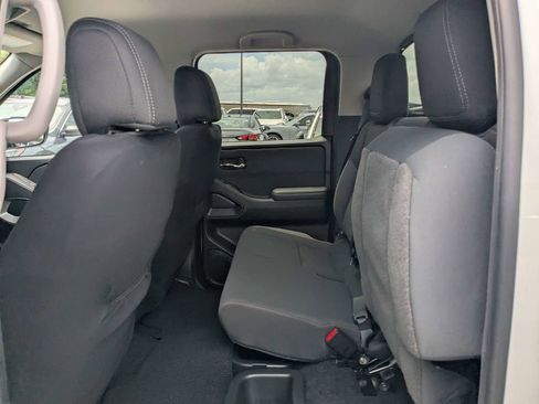 Used 2024 Nissan Frontier SV w/ SV Convenience Package AWD/4WD image 13