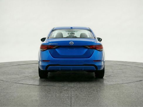 Used 2025 Nissan Sentra SV image 7
