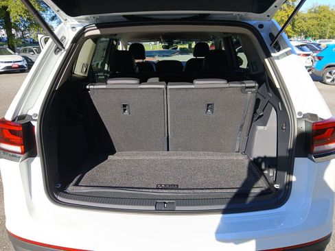 New 2026 Volkswagen Atlas SE image 21