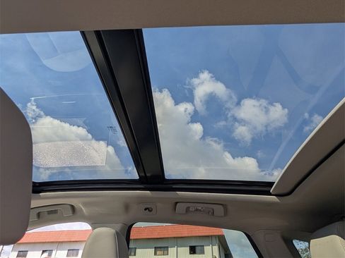 Used 2013 Cadillac SRX Luxury w/ Driver Awareness Package image 14