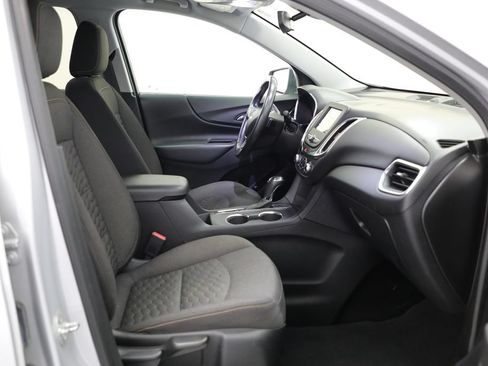 Used 2019 Chevrolet Equinox LT FWD image 9