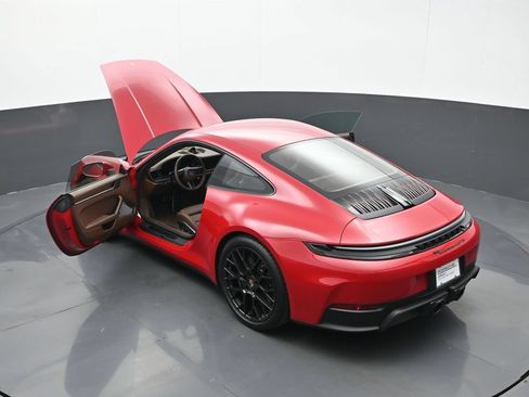Certified 2026 Porsche 911 Carrera 4 GTS AWD/4WD image 23