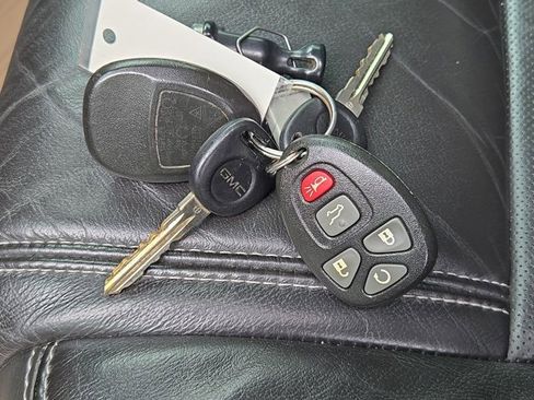 Used 2015 GMC Acadia Denali image 36