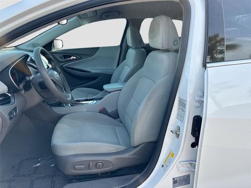 Used 2020 Chevrolet Malibu LS w/ Driver Confidence Package II FWD image 19