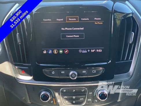 Used 2023 Chevrolet Traverse LT FWD image 17