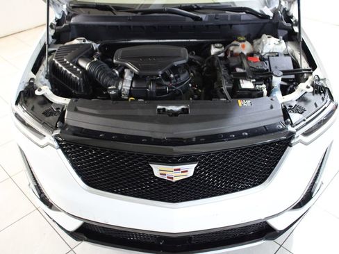 Used 2020 Cadillac XT6 Sport w/ Platinum Package image 16