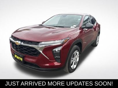 Used 2025 Chevrolet Trax LS w/ Driver Confidence Package
