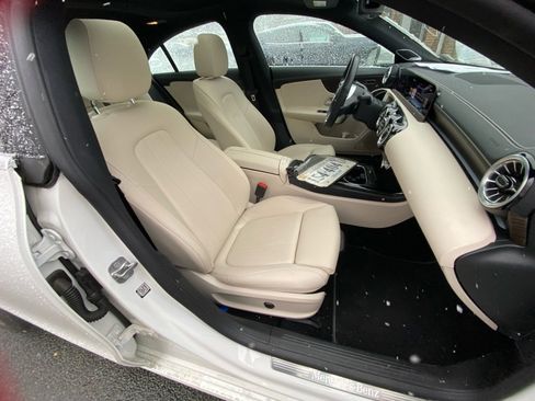 Certified 2025 Mercedes-Benz CLA 250 4MATIC image 28