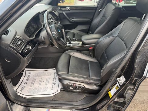 Used 2017 BMW X3 sDrive28i RWD image 9