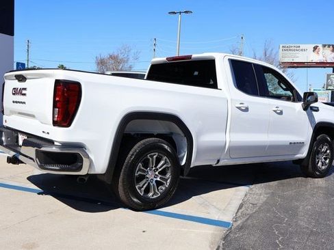 New 2026 GMC Sierra 1500 SLE image 6