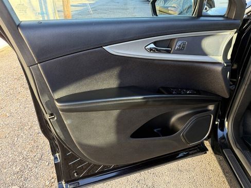 Used 2016 Lincoln MKX Reserve w/ Technology Package image 15