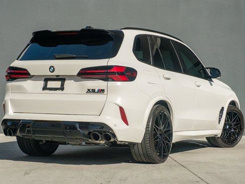 Used 2025 BMW X5 M Competition w/ Executive Package image 7