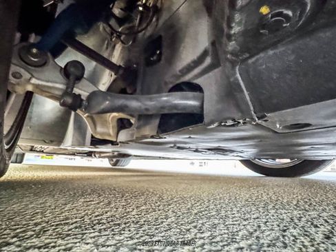 Used 2014 Nissan GT-R Premium w/ Premium Interior Package image 93