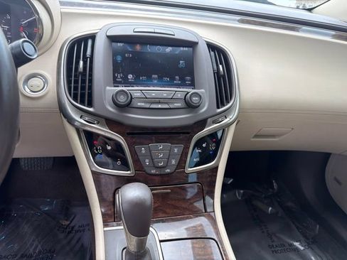 Used 2016 Buick LaCrosse Leather FWD image 10