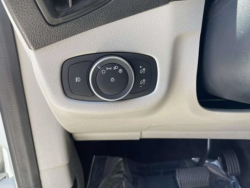 Used 2022 Ford Transit Connect XLT FWD image 13