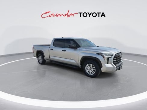Used 2022 Toyota Tundra SR5 image 2
