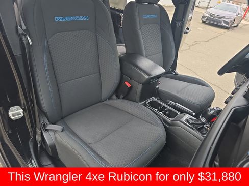 Used 2024 Jeep Wrangler Unlimited Rubicon 4xe image 16