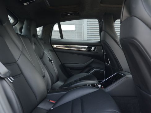 Certified 2023 Porsche Panamera GTS AWD/4WD image 35